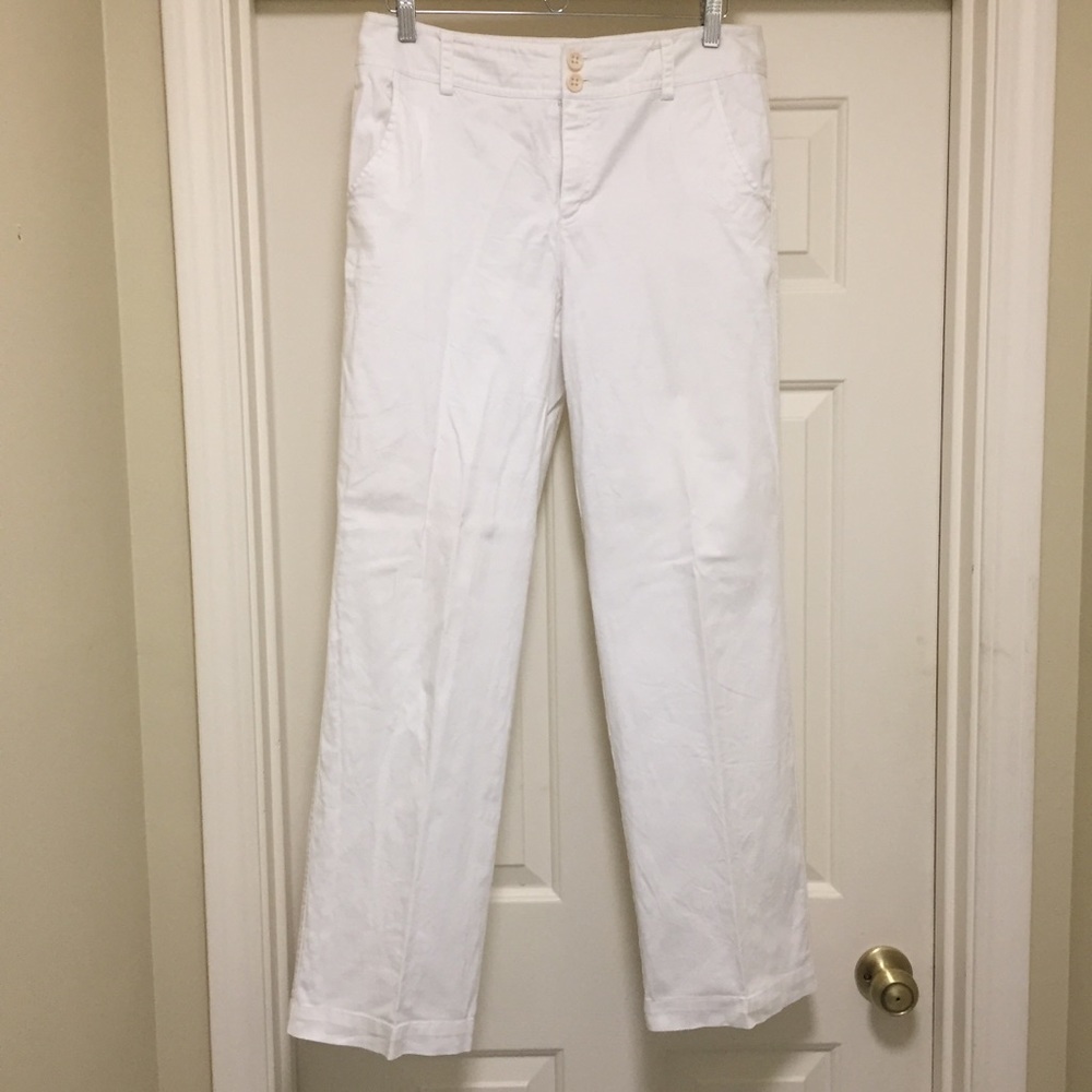 ⭐️ White Jeans/Slacks